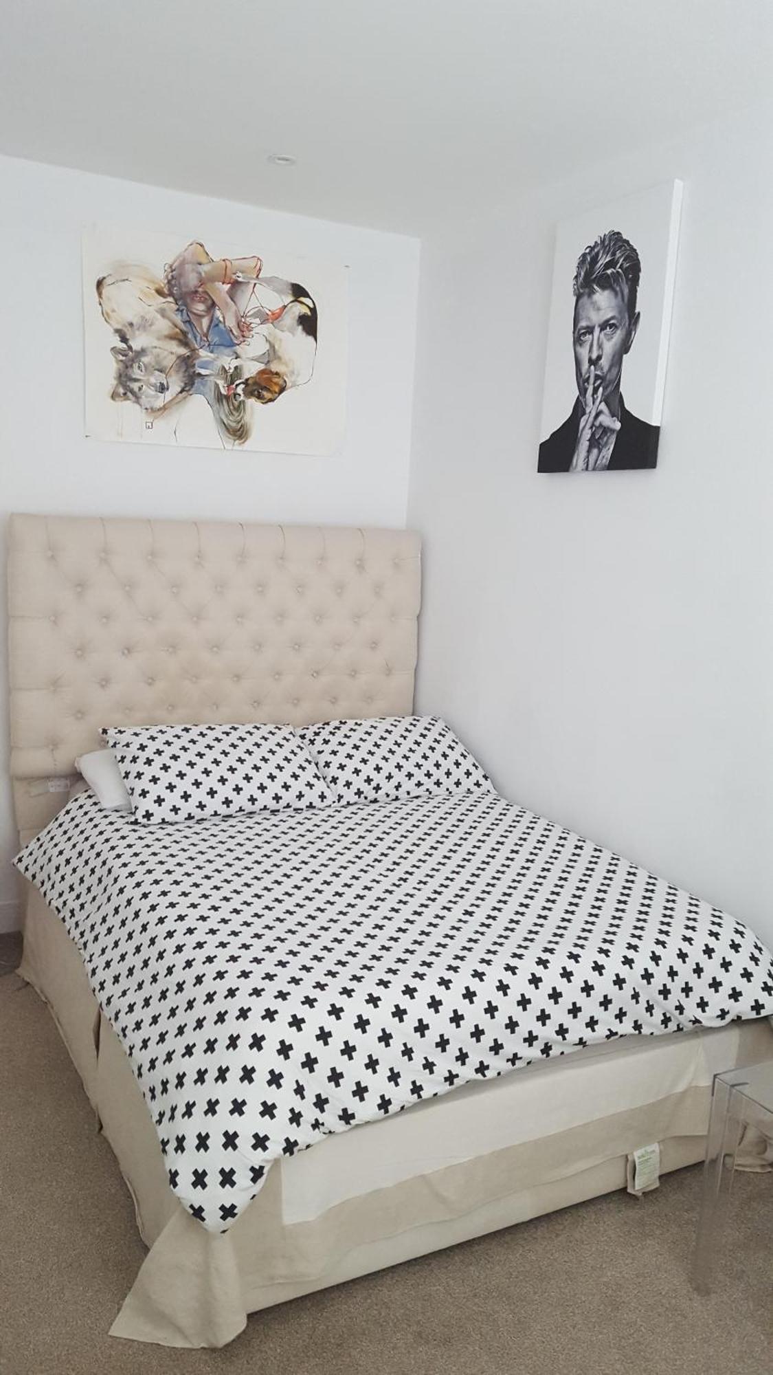 Family Home With Easy Commute To London! London Borough of London Borough of Croydon Exterior foto